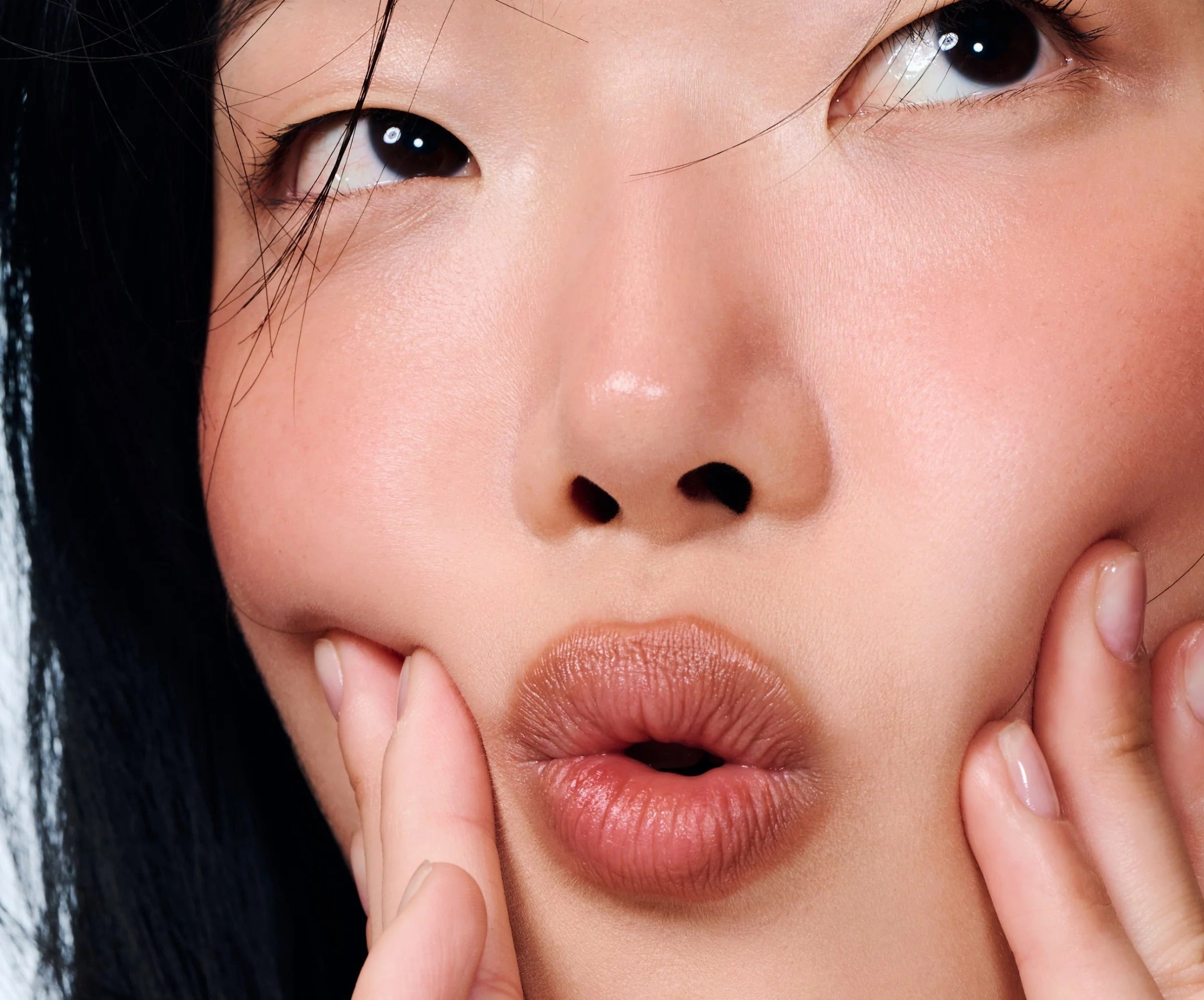 peptide lip shape-bend