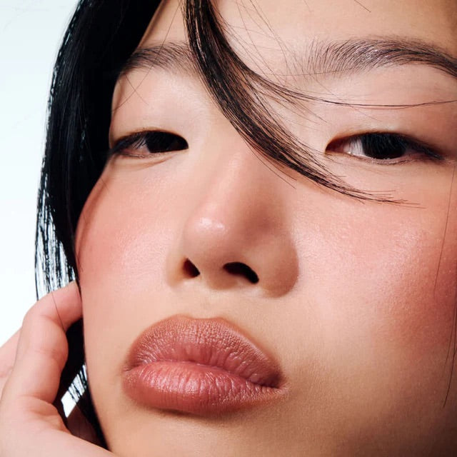 peptide lip shape-lunge